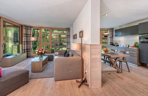 Parpan Apartment | Nice apartment for 7 people with WIFI, TV and balcony