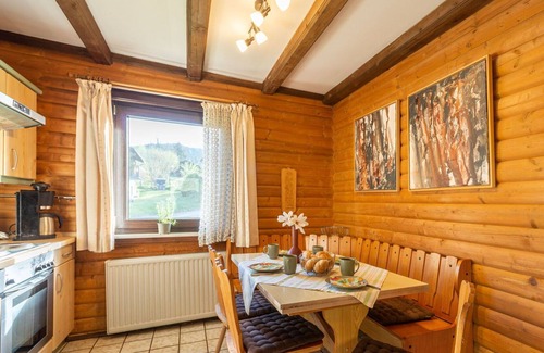 Arrach Apartment | Nice apartment for 8 people with WIFI, TV, balcony, pets allowed and parking