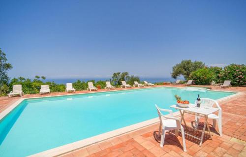 Collesano Apartment | Nice Apartment In Collesano Pa