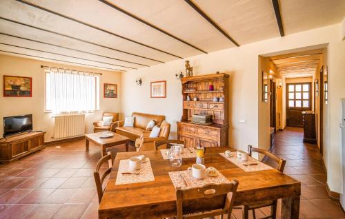 Collesano Apartment | Nice Apartment In Collesano Pa