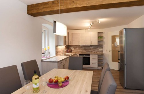 Himmelkron Apartment | Nice apartment in Himmelkron