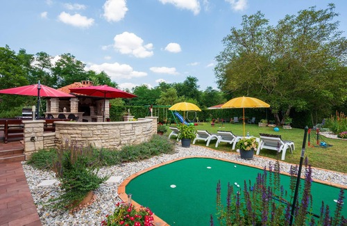 Santalezi Apartment | Nice apartment in Nedescina with WiFi