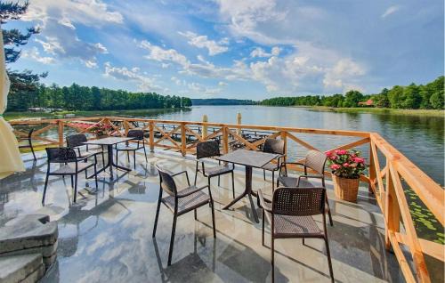 Barczewo Apartment | Nice Apartment In Tumiany With Wifi