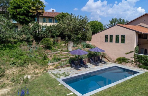 Cortazzone House | Nice apartment in villa for 5 people with private pool, TV, terrace, pets allowed and panoramic .