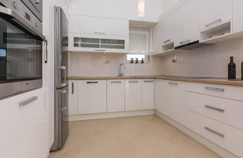 Vir Apartment | Nice apartment in Vir with WiFi