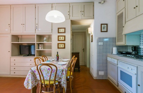 Rosignano Marittimo Apartment | Nice apartment for 4 people with pool, WIFI and patio