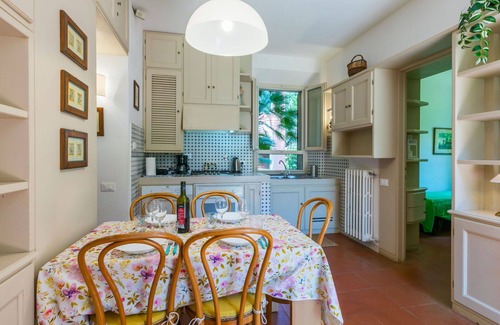Rosignano Marittimo Apartment | Nice apartment for 4 people with pool, WIFI and patio