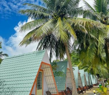 Daem Thkov House | Nice Beach Bungalow