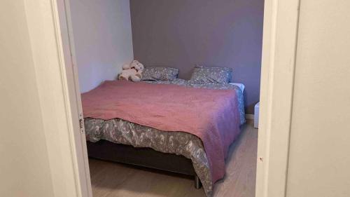 Hovik Apartment | Nice condo with free parking near city center