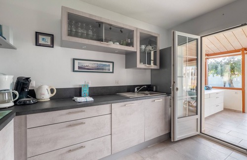 Saint-Clement-des-Baleines Ski Chalet | Nice family house for 6 , St Clément des Baleines