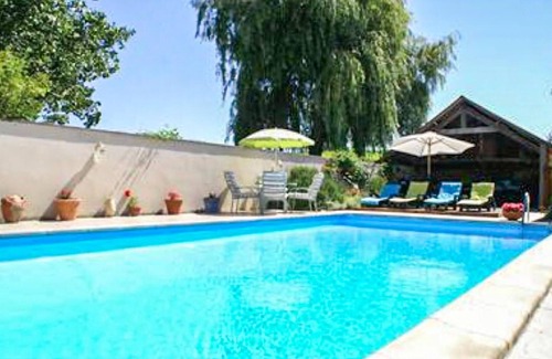 Savigne-sous-le-Lude House | Nice home in Savigne-sous-le-Lude