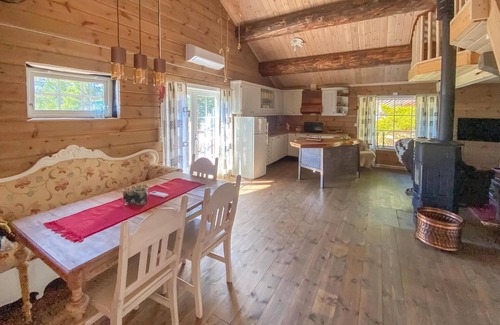 Nordre Land House | Nice home in Aust-torpa with kitchen