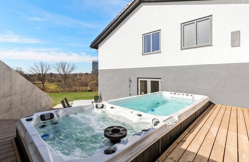 Handrup Strand House | Nice home in Ebeltoft