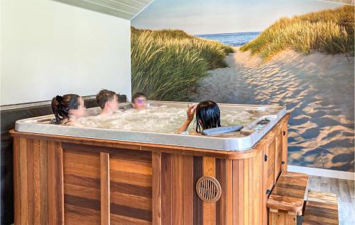 Kerlouet House | Nice Home In Kerlouan With Wifi