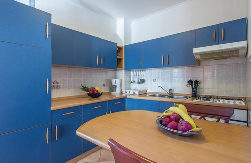 Skropeti House | Nice home in Livaki with kitchen