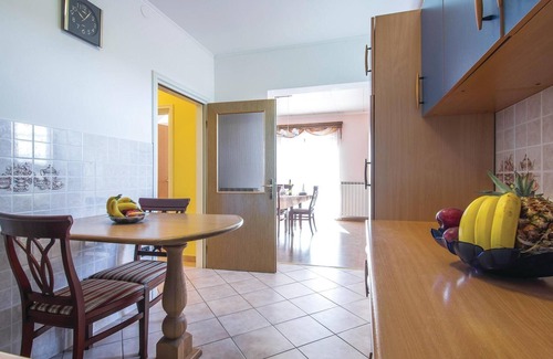 Skropeti House | Nice home in Livaki with kitchen