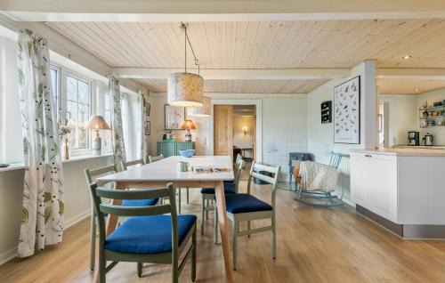 Norre Nebel House | Nice Home In Nørre Nebel With Wifi