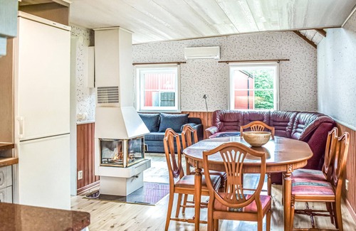 Olofstrom House | Nice home in Olofström with kitchen