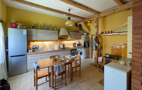 Rakow House | Nice Home In Raków With Sauna