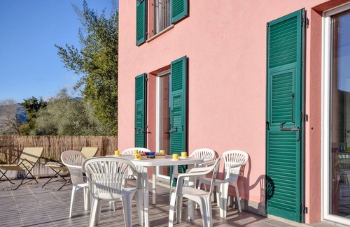 San Salvatore House | Nice home in San Salvatore with WiFi
