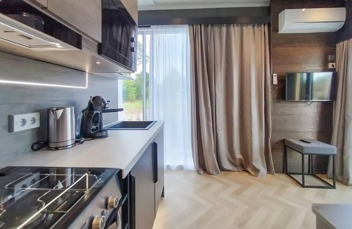 Scherpenisse House | Nice home in Scherpenisse