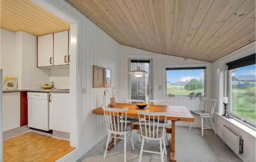 Vorupør House | Nice Home In Thisted With Kitchen