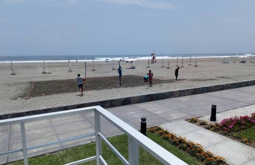 Santiago de Surco House | NICE HOUSE IN THE BEACH