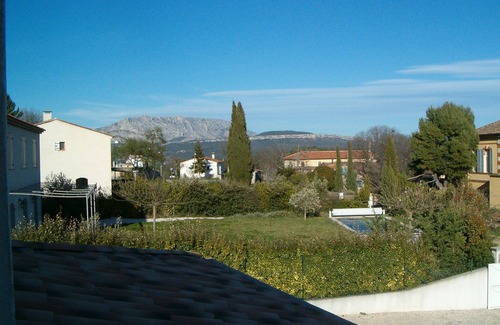 Meyreuil Villa | Nice house with pool in quiet village - near Aix en Provence