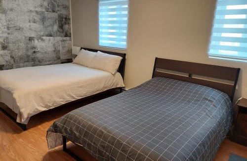 McMasterville Apartment | Nice River & Mountain View+4 Beds+Free parking