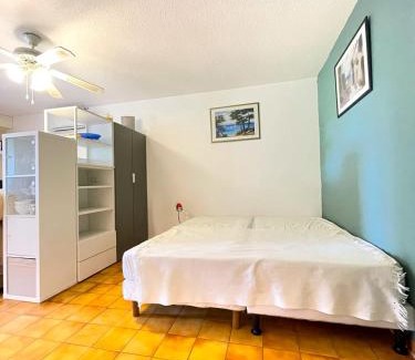 Frejus Plage Apartment | Nice Studio With Balcony Near The Beach