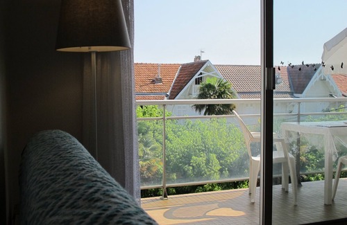 Arcachon Apartment | Nice T2 50 meters from the beach, terrace and private parking