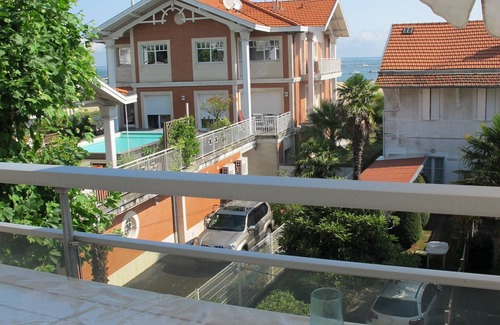 Arcachon Apartment | Nice T2 50 meters from the beach, terrace and private parking