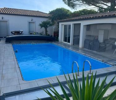 Villemoustaussou House | Nid douillet