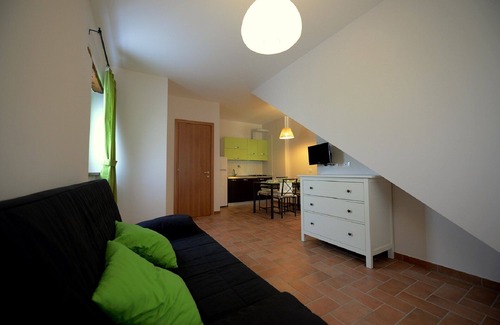 Francavilla d'Ete Apartment | Night Flat in Country House Villa, Private Swimming Pool, Quiet Nature and Relaxation