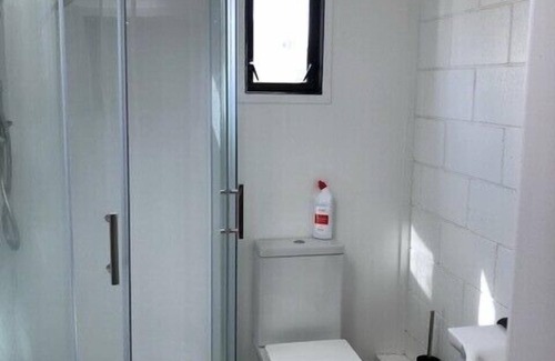 Matamata Bed & Breakfast | Night on Broadway - Apartment in beautiful vibrant Matamata.