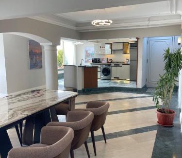 Downtown Cairo Apartment | Nile Front Elegance Zamalek View and Downtown