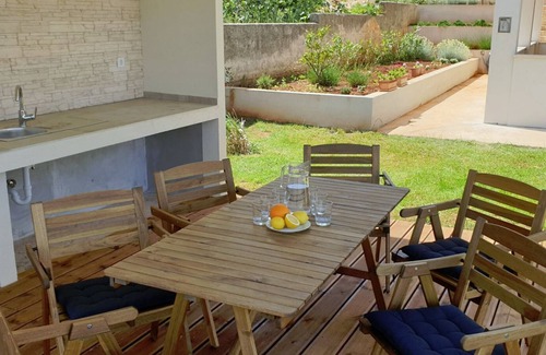 Sisan Apartment | Nina 4 - New app featuring Air condition and swimming pool