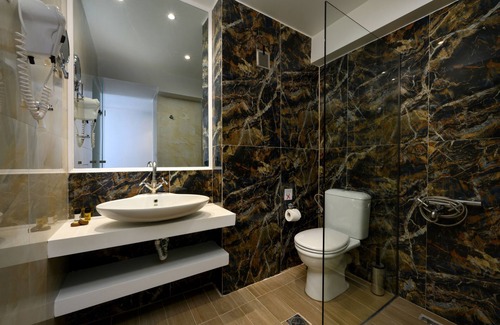 Preveza Hotel | Ninos Grand Beach Hotel & Resort