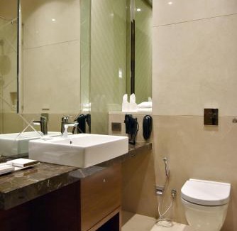 Vile Parle East Hotel | Niranta Transit Hotel Terminal 2 Arrivals/Landside