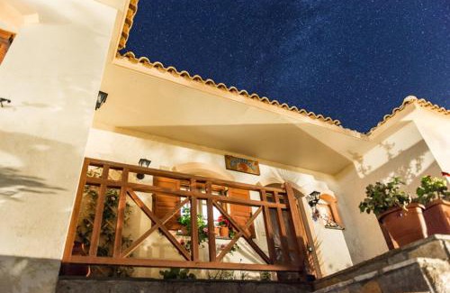 Armenistis Apartment | Niriides Studios