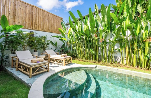 Padonan Villa | Nirvana, Charming 3-Bedroom Villa with Cozy Vibes – Canggu