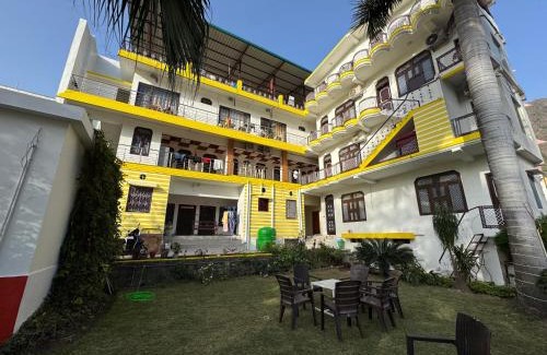 Tapovan Hotel | Nirvana Riverside Resort