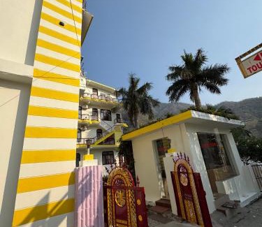 Tapovan Hotel | Nirvana Riverside Resort