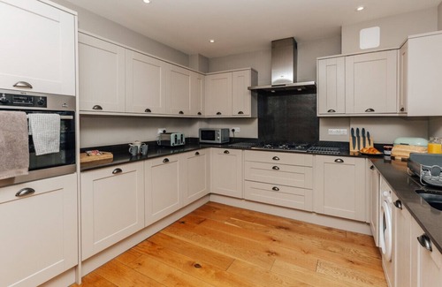 Frieth House | Nixey Cottage - Pet friendly in the Chiltern Hills