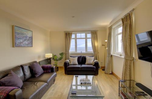 Brora Apartment | No10 The Links Apartment, Brora