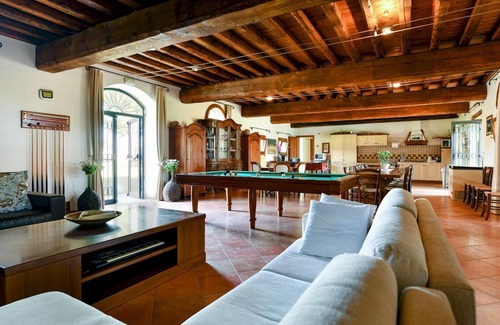 Longare Apartment | Noci apartment with two bedrooms and one bathroom on the first floor (apartment 3)