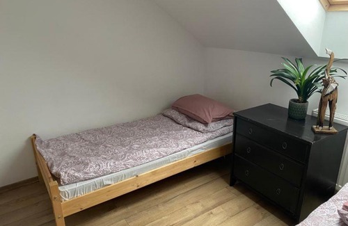 Czerna House | Noclegi Grojec