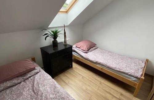 Czerna House | Noclegi Grojec