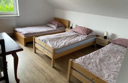 Czerna House | Noclegi Grojec