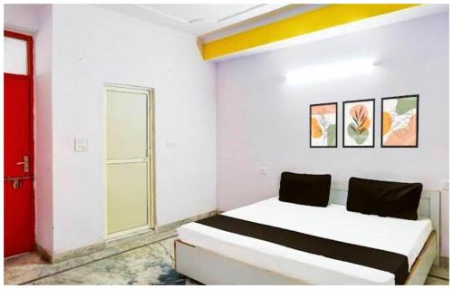 Sector 27 Hotel | NOIDA HOTEL Maharaja # Near The Great India Place Theme Park and Metro Station - Free Parking And Wi-fi Facilities - A Premium Hotel In Noida